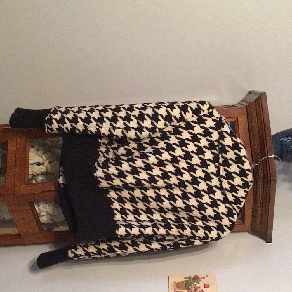 Jacket - Picture 3 of 3